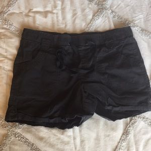 Gloria Vanderbilt Black Paper Bag Shorts Size 10